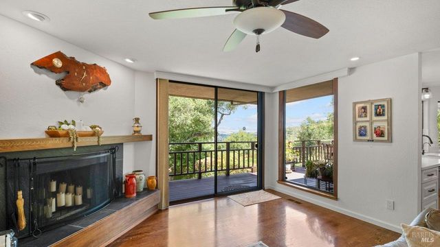 170 Wild Horse Valley Dr, Novato, CA 94947