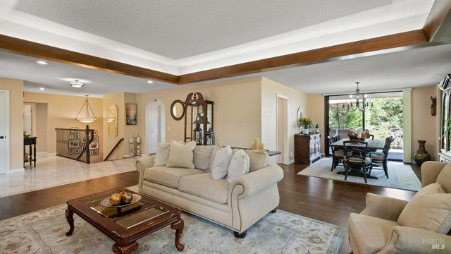 170 Wild Horse Valley Dr, Novato, CA 94947