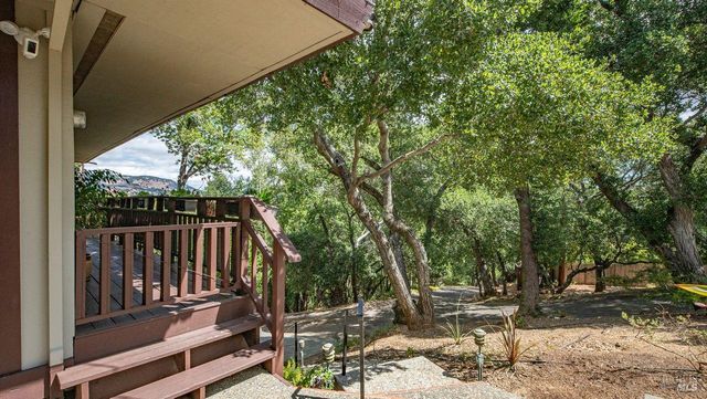 170 Wild Horse Valley Dr, Novato, CA 94947
