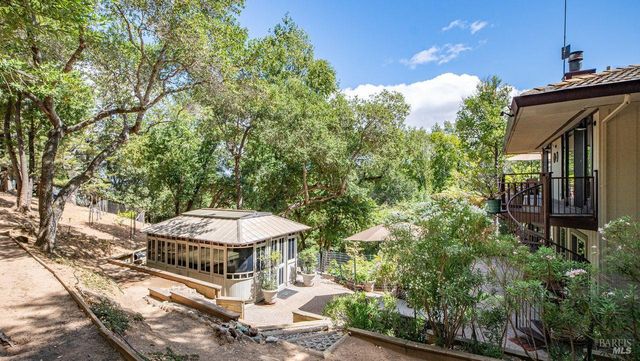 170 Wild Horse Valley Dr, Novato, CA 94947