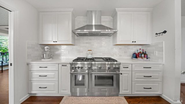 170 Wild Horse Valley Dr, Novato, CA 94947