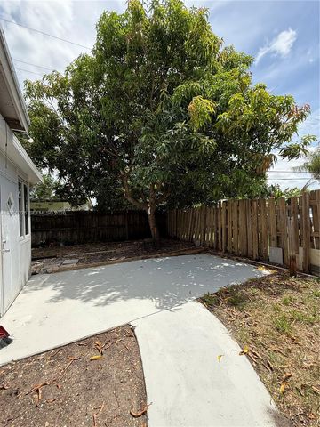 1640 NE 33rd Street, Pompano Beach, FL 33064