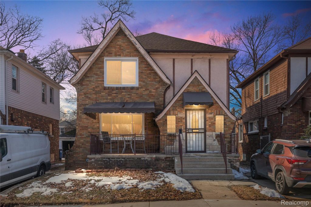 18227 Prairie Street, Detroit, MI 48221