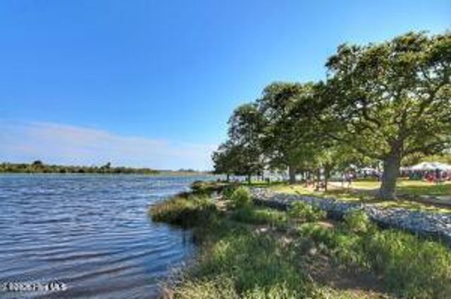 1094 Pink Snapper Place NW, Sunset Beach, NC 28468