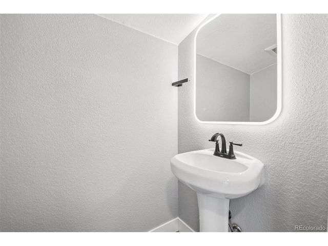 2921 Sheridan Blvd, Wheat Ridge, CO 80214