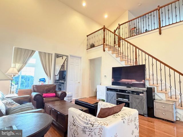 79 EINSTEIN WAY, Cranbury, NJ 08512