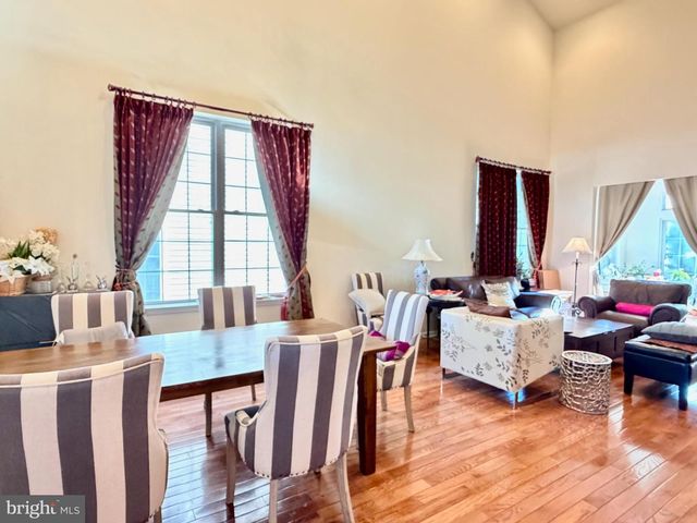 79 EINSTEIN WAY, Cranbury, NJ 08512