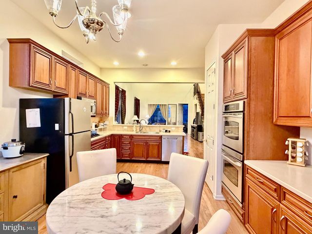 79 EINSTEIN WAY, Cranbury, NJ 08512