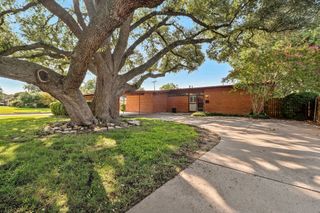 2942 Randy Lane, Farmers Branch, TX 75234