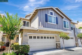 10630 Roys Hill Ln, Dublin, CA 94568