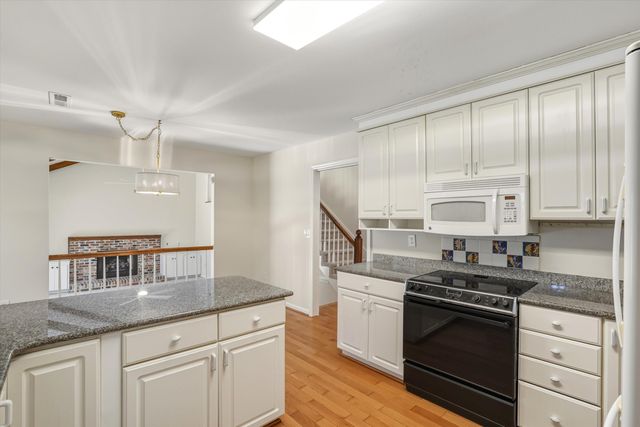 6 Captiva Row, Charleston, SC 29407