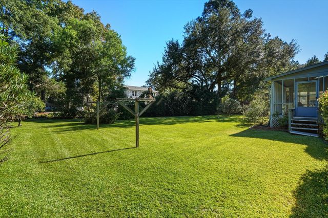 6 Captiva Row, Charleston, SC 29407