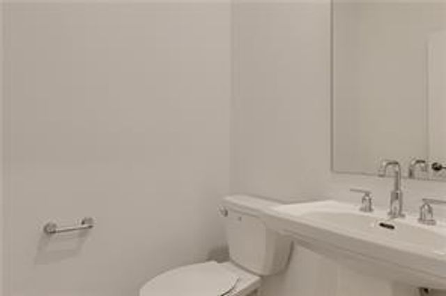 120 Thurman Holt RD, Hutto, TX 78634