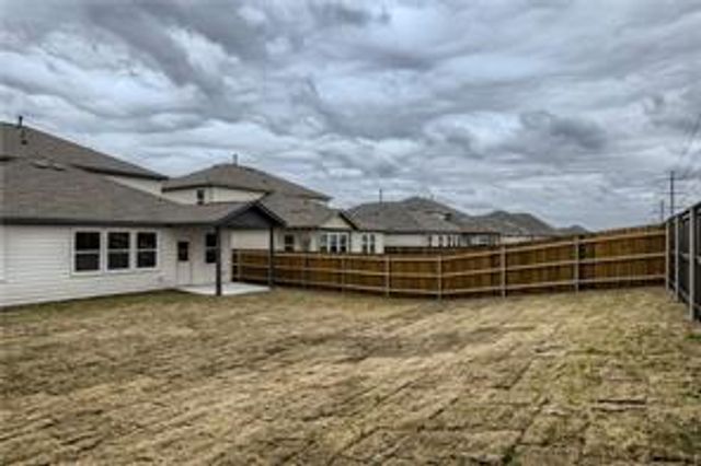 120 Thurman Holt RD, Hutto, TX 78634
