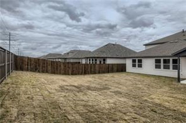 120 Thurman Holt RD, Hutto, TX 78634
