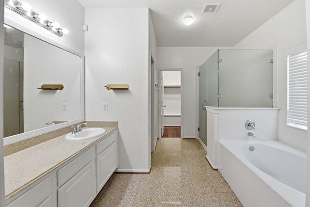 8702 Challis Park Court, Houston, TX 77040