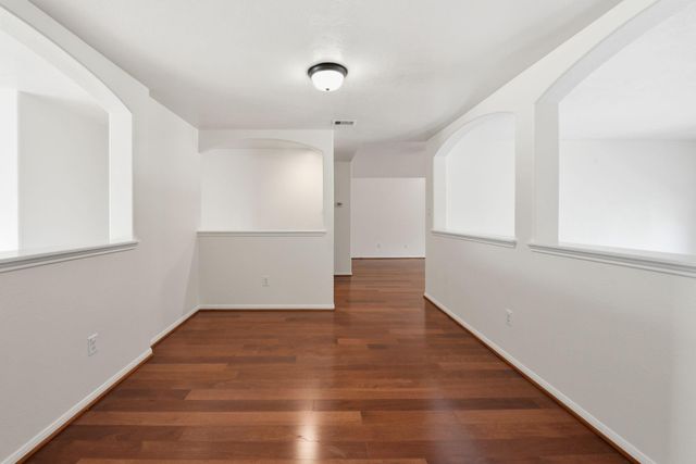 8702 Challis Park Court, Houston, TX 77040