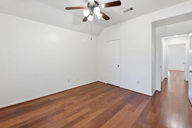 8702 Challis Park Court, Houston, TX 77040