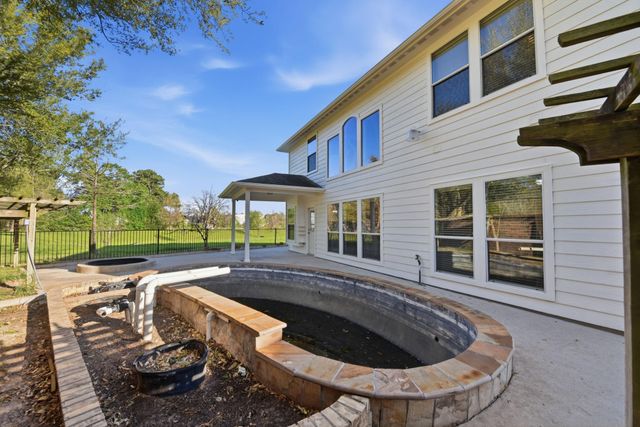8702 Challis Park Court, Houston, TX 77040