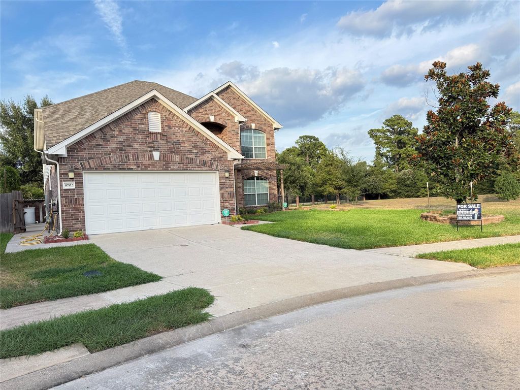 8702 Challis Park Court, Houston, TX 77040
