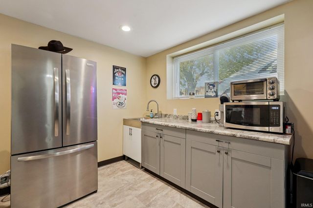 3521 Cedar Court, Kokomo, IN 46902