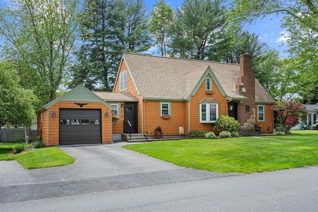 23 Walnut Street, Oxford, MA 01540