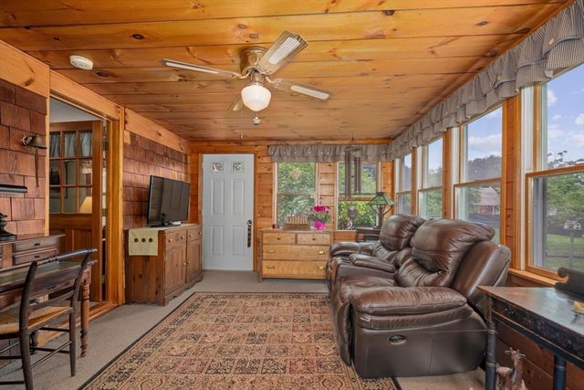 23 Walnut Street, Oxford, MA 01540