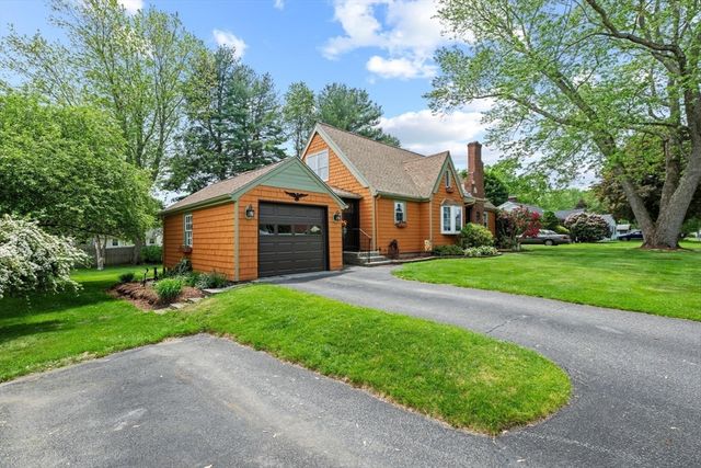 23 Walnut Street, Oxford, MA 01540