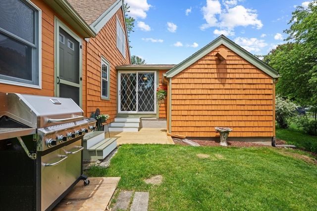 23 Walnut Street, Oxford, MA 01540
