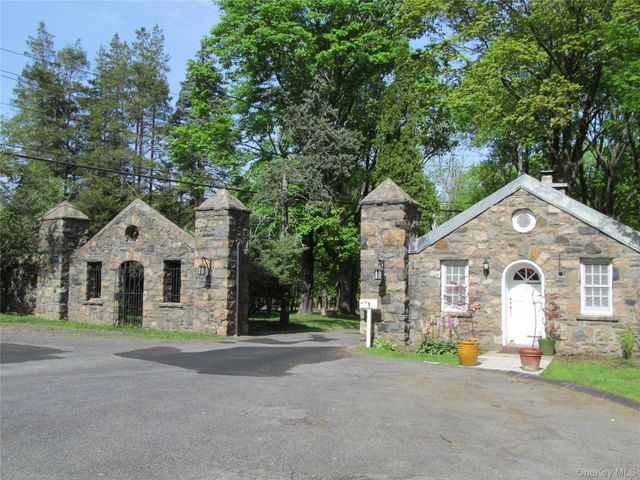 3 N Lake Road, Armonk, NY 10504