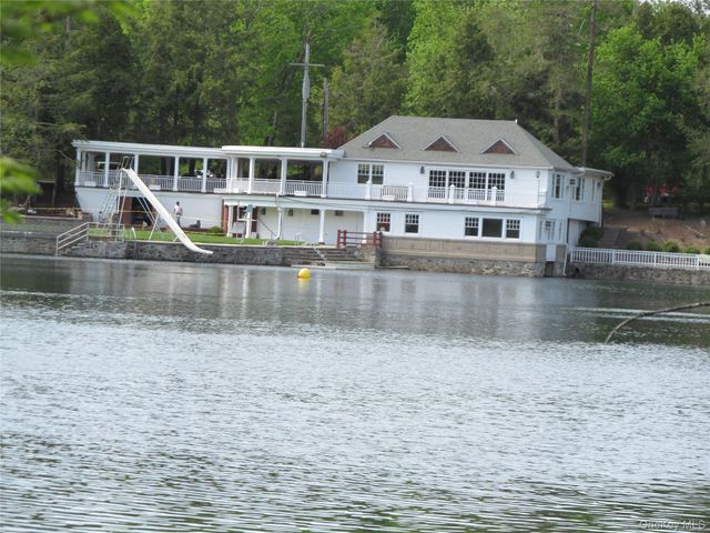 3 N Lake Road, Armonk, NY 10504