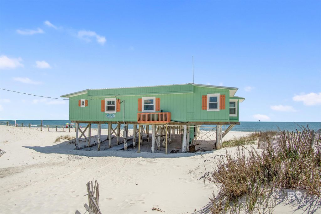 2816 Ponce De Leon Court, Gulf Shores, AL 36542