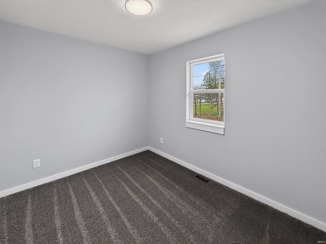 2503 DeCamp Avenue, Elkhart, IN 46517