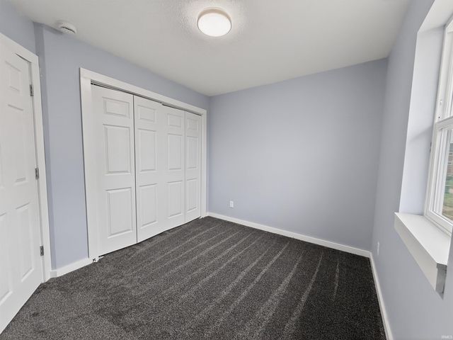 2503 DeCamp Avenue, Elkhart, IN 46517