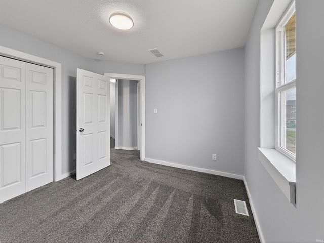 2503 DeCamp Avenue, Elkhart, IN 46517