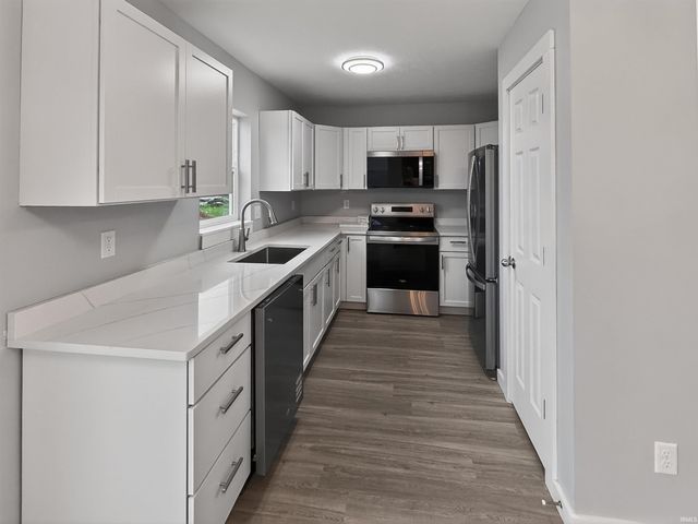2503 DeCamp Avenue, Elkhart, IN 46517