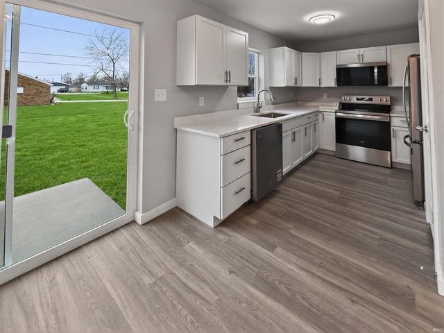 2503 DeCamp Avenue, Elkhart, IN 46517