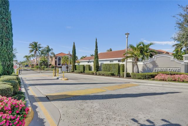 2001 Barcelona Ter, Margate, FL 33063