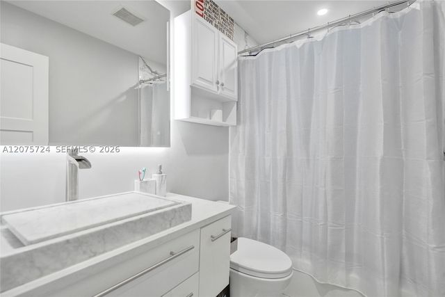 2001 Barcelona Ter, Margate, FL 33063