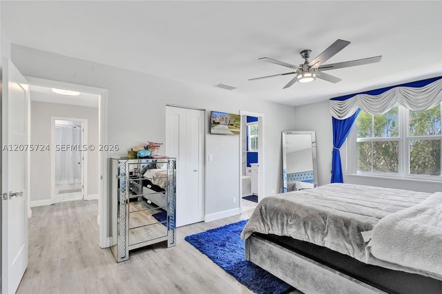 2001 Barcelona Ter, Margate, FL 33063