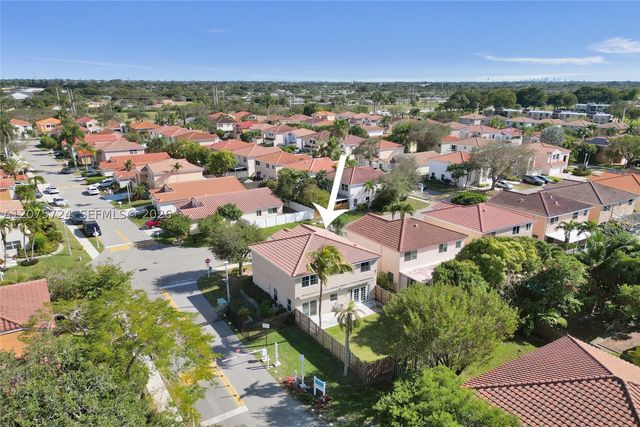2001 Barcelona Ter, Margate, FL 33063