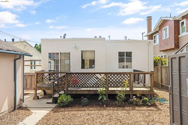 1035 Pomona Ave, Albany, CA 94706