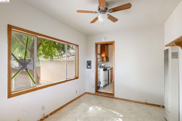 1035 Pomona Ave, Albany, CA 94706