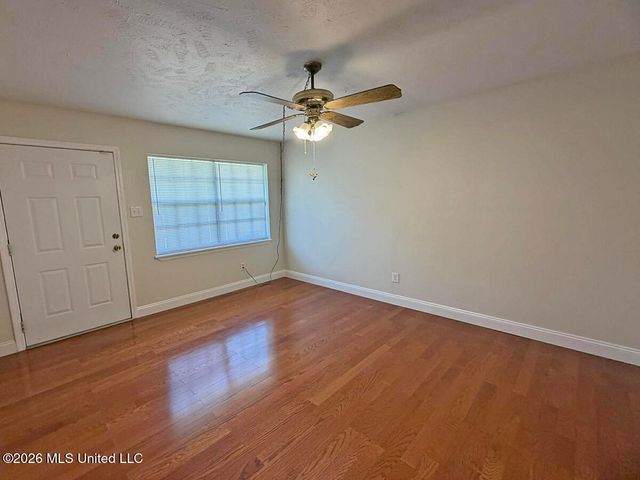 3021 Doby Street, Pascagoula, MS 39581