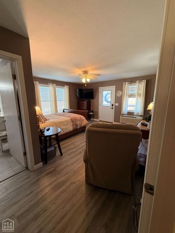 913 E Hillview, Paragould, AR 72450