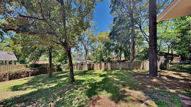 61 Wood Hollow Drive, Conroe, TX 77304
