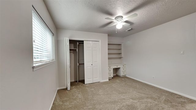 61 Wood Hollow Drive, Conroe, TX 77304