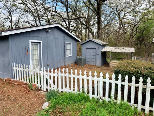 170 Granada Street, Payne Springs, TX 75156