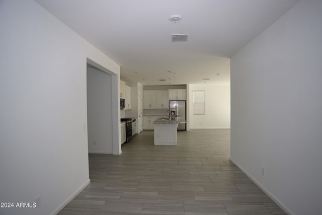 9225 W WILLOW BEND Lane, Phoenix, AZ 85037