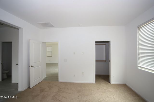 9225 W WILLOW BEND Lane, Phoenix, AZ 85037